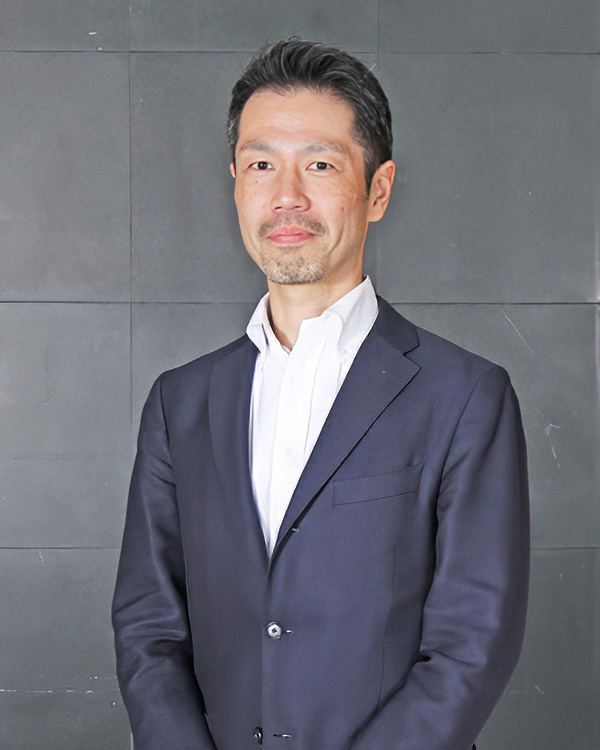 副会長・企画マーケティング部会長  田中良興（Yoshinori Tanaka）